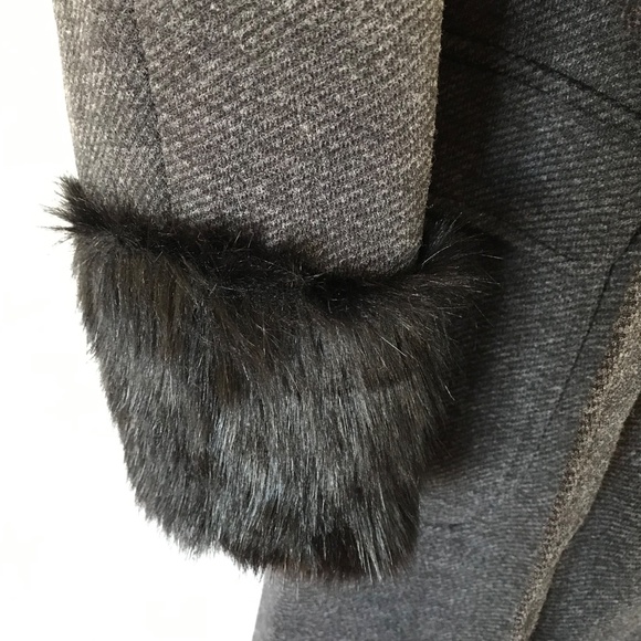 CITY CHIC Penny Lane Make Me Blush Coat Faux Fur Trim Black Gray Plus Size 14 - Picture 7 of 16